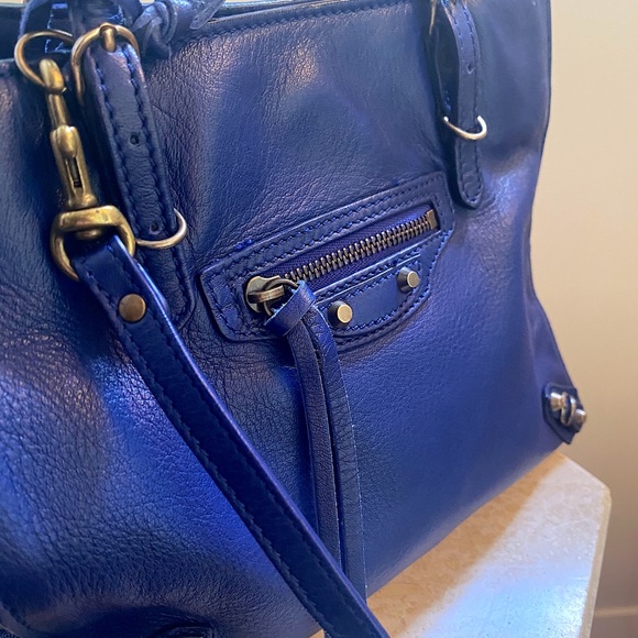 Balenciaga Mini Papier A4 Tote Bag - Picture 7 of 12